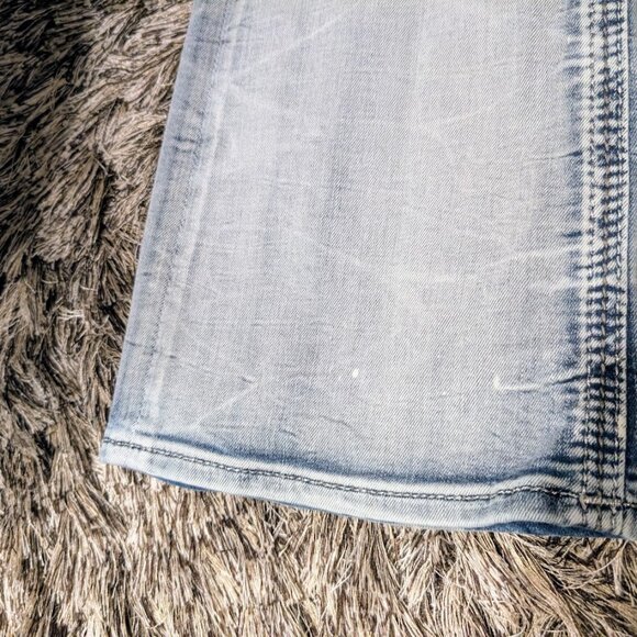 SOLD Rock Revival Raven Light Wash Distressed Bootcut Jeans Size 28 NEW Low Rise - Picture 8 of 16